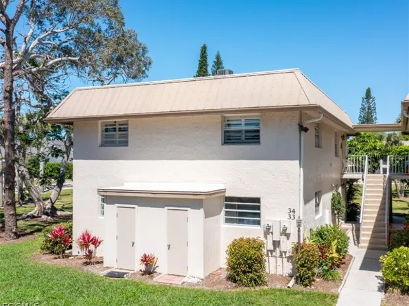 1549 Sandpiper St APT 34, Naples, FL 34102