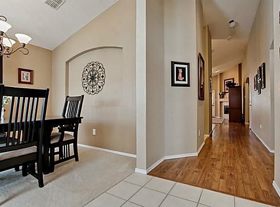 5th image of 1431 Sleepy Hollow Dr