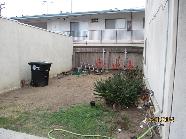 1168 Raymond Ave #D — Photo 3