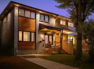 347 Zephyr Ave, Ottawa, ON K2B5Z9