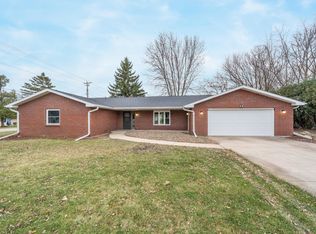 705 Oak St, Winneconne, WI 54986