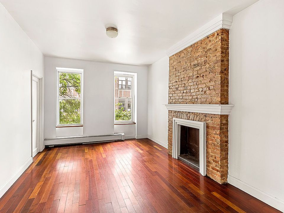 1st image of 383 Kosciuszko St