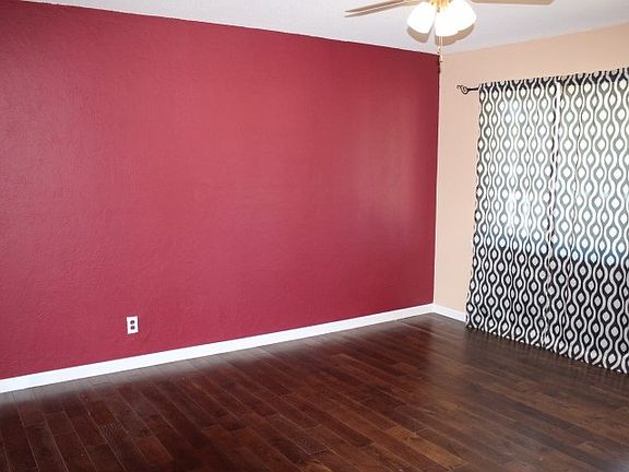 2nd image of 431 Avenue G