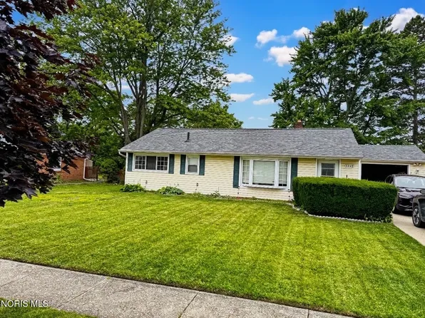 3248 Radford Dr, Toledo, OH 43614