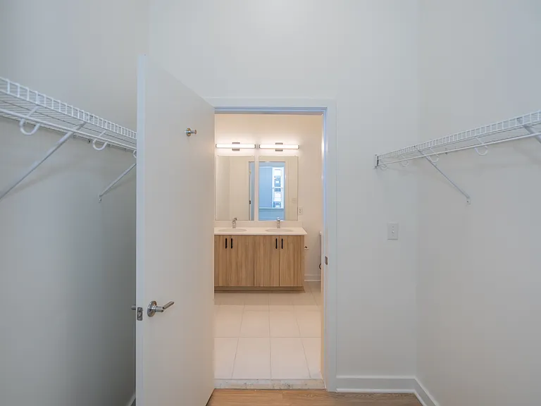 Wrighthaven Square Apartments — Photo 57