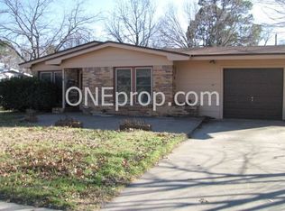 6216 Windermere Pl, Fort Worth, TX 76112