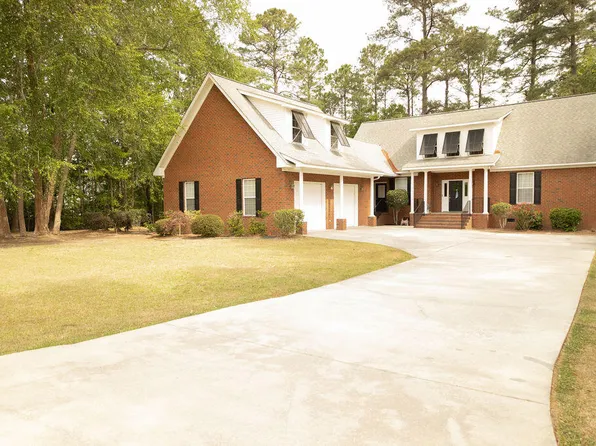 690 Longleaf Dr, Walterboro, SC 29488