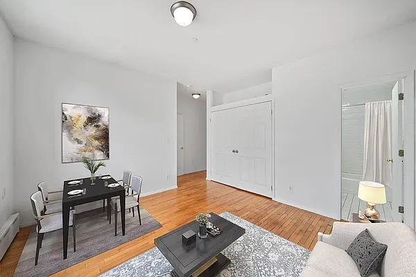 Rented by Vector New York, LLC | media 7