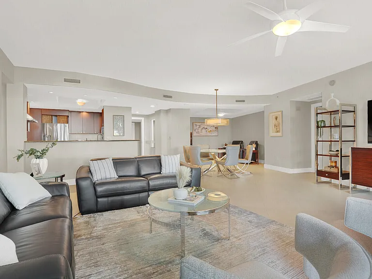 1 N Ocean Blvd #508 — Photo 8