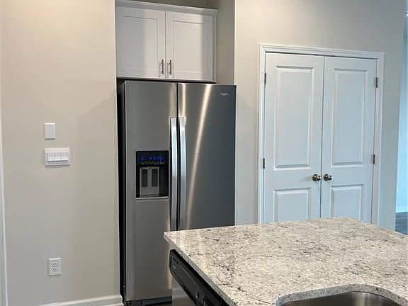 4th image of 1482 Villageside Ct