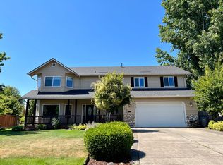 2383 NW Victoria Ct, McMinnville, OR 97128