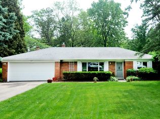 2199 Lancaster Rd, Bloomfield Hills, MI 48302