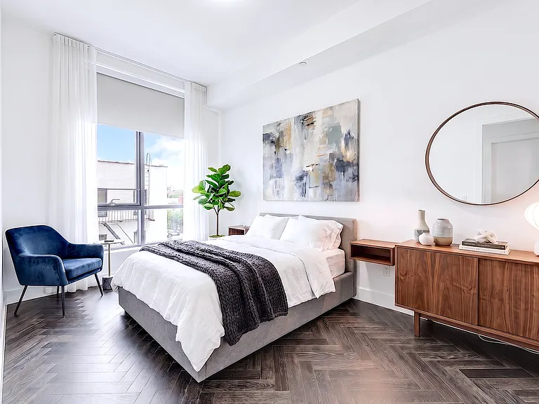 11-12 44th Dr #4D — Photo 7