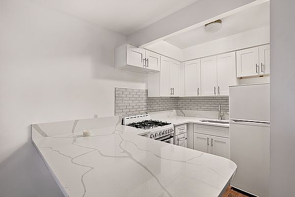2nd image of 215 E 24th St APT 401