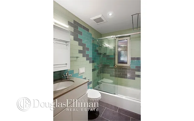 Rented by Douglas Elliman | media 26