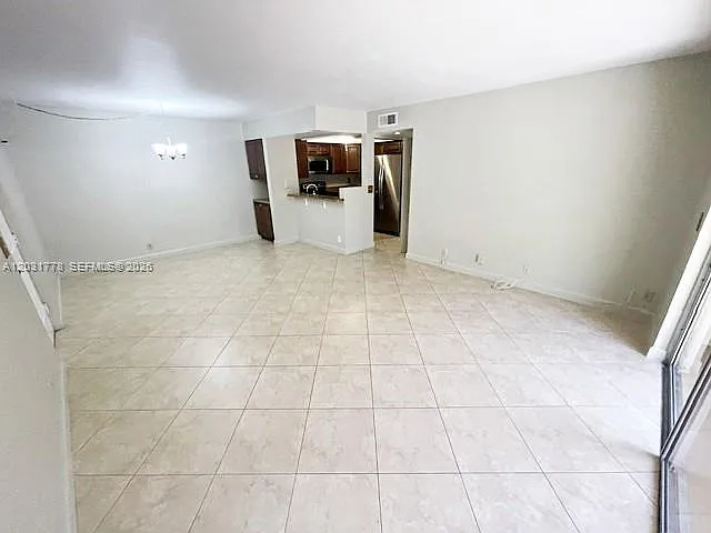 1548 SE Royal Green Cir #108 — Photo 3