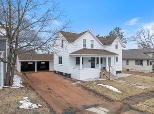 704 N Maple Ave, Marshfield, WI 54449