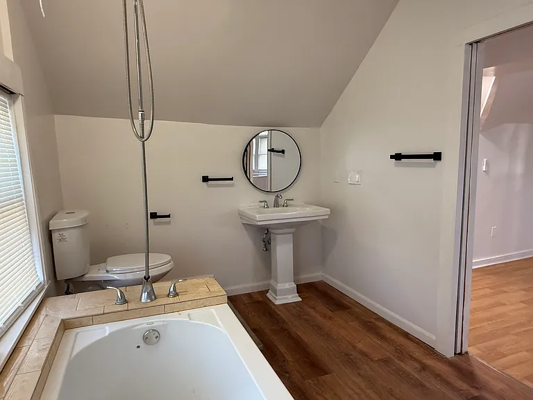 126 Argyle St #3 — Photo 11