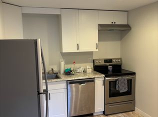 31 Woodlawn Ave APT 3, Hillsborough, NH 03244