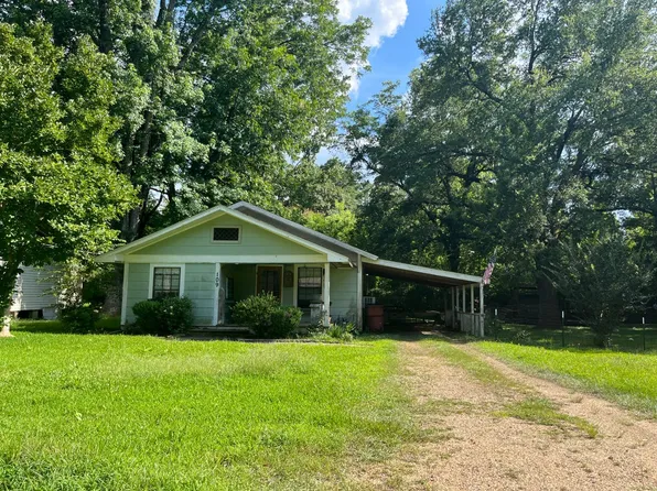109 Bluff St, Mount Olive, MS 39119