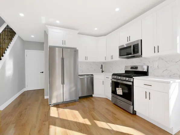 116-03 205th Street, Saint Albans, NY 11412