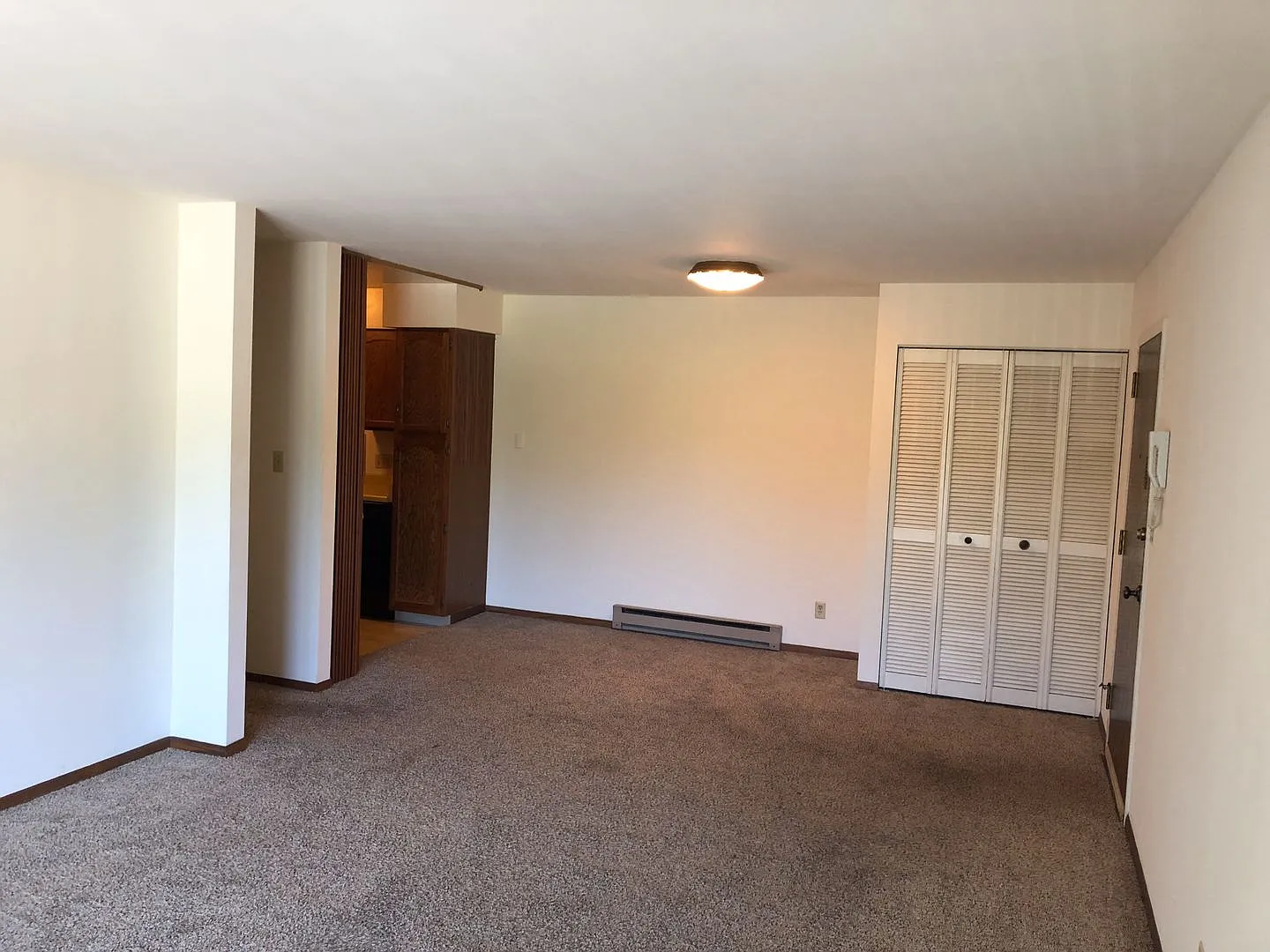 Grandview Apartments — Photo 3
