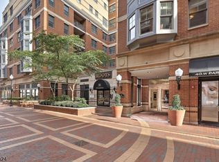 40 W Park Pl APT 307, Morristown, NJ 07960