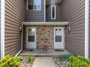 4507 Cinnamon Ridge Trl #B, Eagan, MN 55122