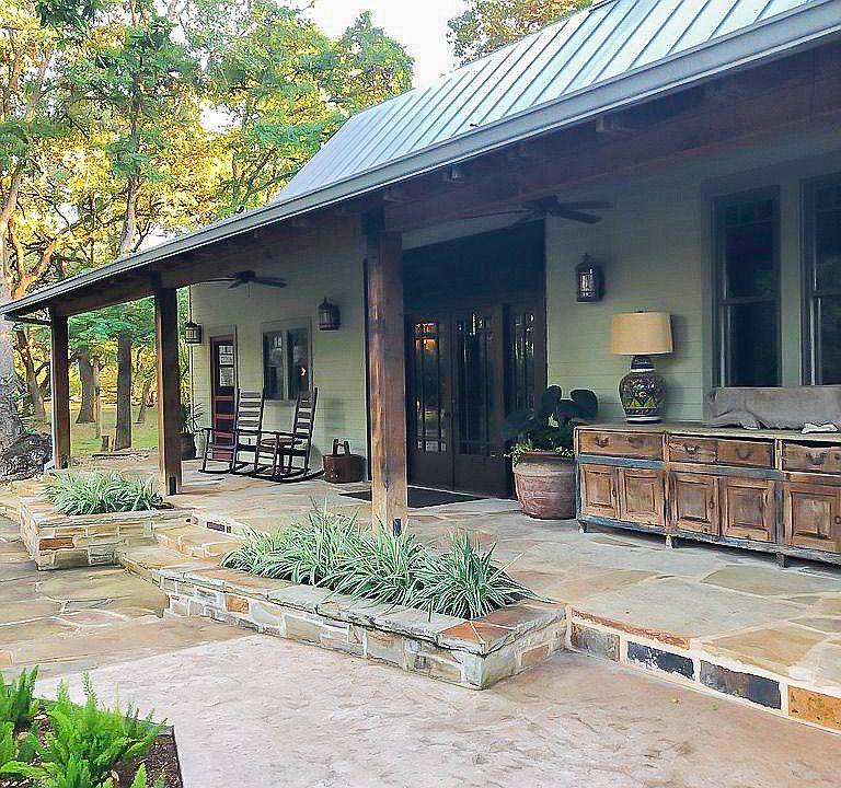 Front of Cottage - faces pool