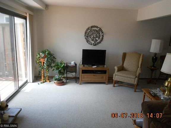 2nd image of 1155 Trailwood N