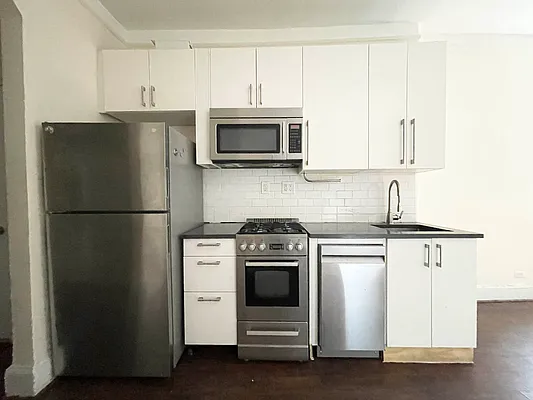 Rented by Corcoran | media 7