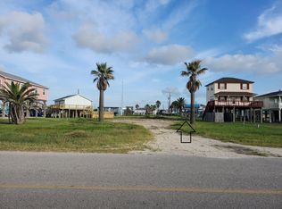 314 Surf Dr, Surfside Beach, TX 77541