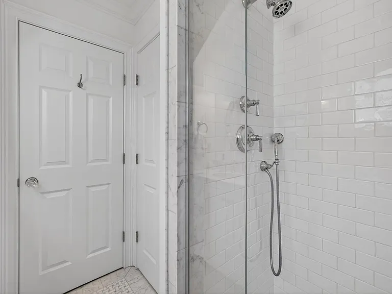 25 W Shore Dr — Photo 44