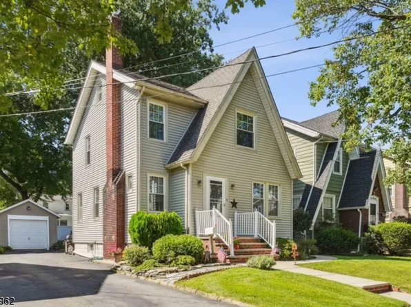 107 Cedar St, Nutley Twp., NJ 07110