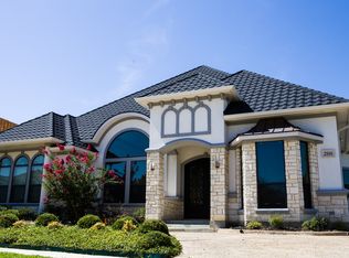 2116 Kimbrough Dr, Irving, TX 75038