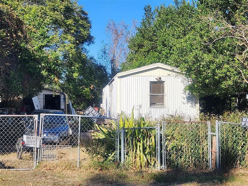 1st image of 210 & 212 NE 13TH AVENUE
