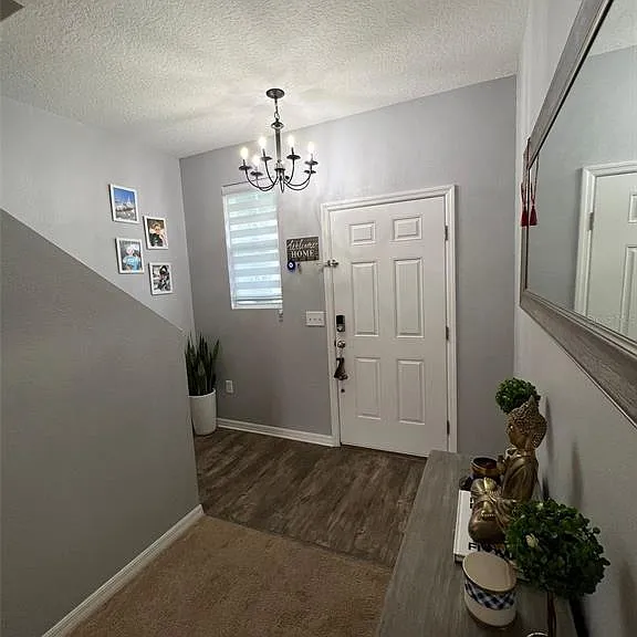 863 Grandin St — Photo 18