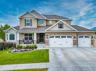4135 W Great Neck Dr, South Jordan, UT 84009