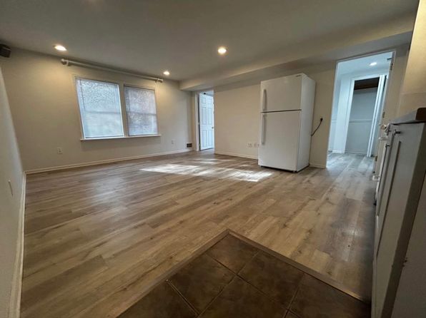 (undisclosed Address)