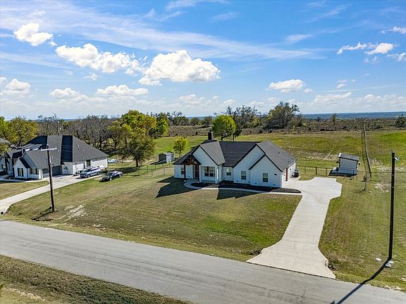 4th image of 356 Scenic Wood Dr