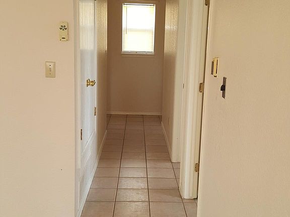 4th image of 8513 Mercury St #B