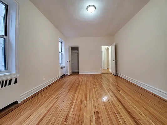 Rented by NYC Realty Brokers LLC | media 7