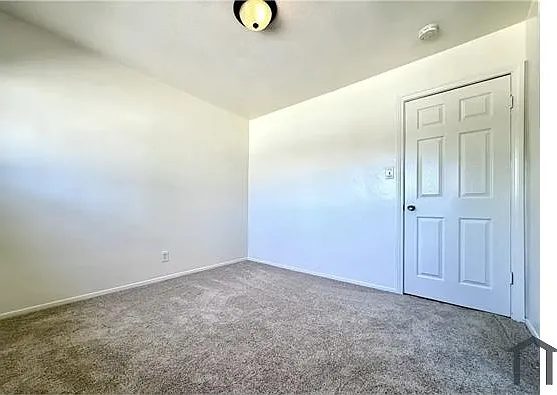 44037 Fern Ave — Photo 13