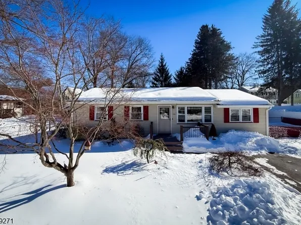 26 Aspen Ln, West Milford Twp., NJ 07480