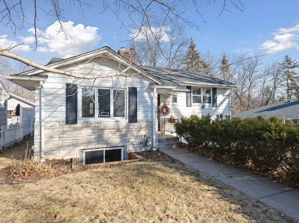 5108 W 49th St, Edina, MN 55436