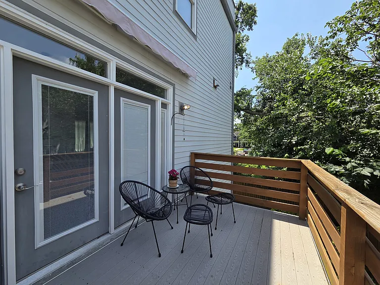 1506 Ward Ave — Photo 19