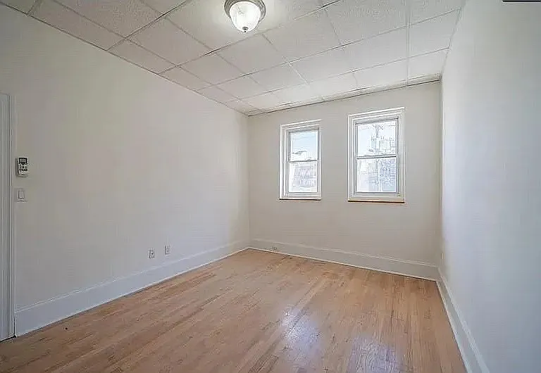 56 Monroe St #3 — Photo 4