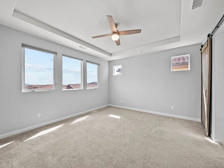 20752 Spruce Cir — Photo 32