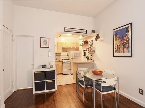 2nd image of 319 W 82nd St APT 3F