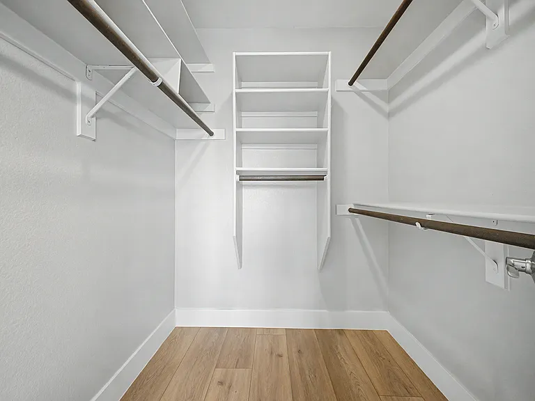 445 W Sereno Dr — Photo 13